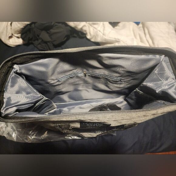 Multifunctional Amazing Solid Nylon Bag, Large Capacity Shoulder Bag. NEW NWT - Picture 6 of 16